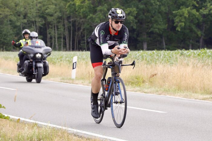 Tobias Bäumler auf dem Rad